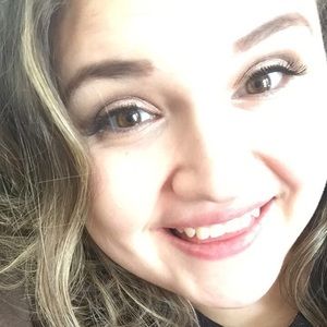 Meet your Posher, Chelsey